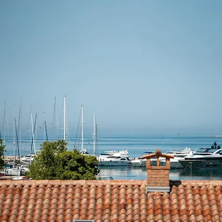 Mala 1 Mit Pool Appartement Funtana